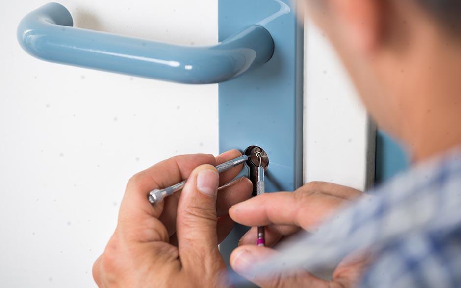 tarif ouverture de porte serrurier Corbeil-Essonnes